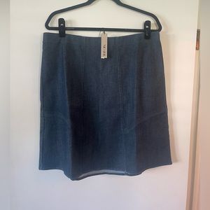 nic + zoe adorable stretch denim just above knee skirt, XL.